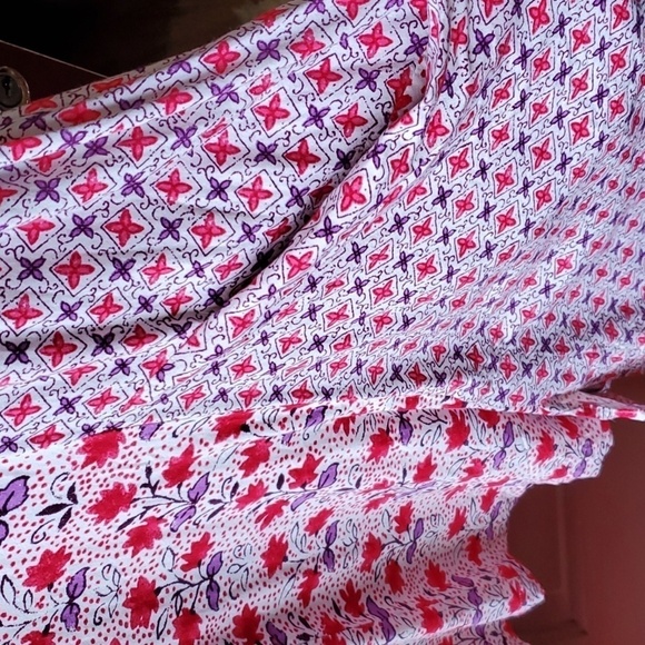 Philosophy Boho floral dress w pockets. Rayon Creme red & purple Hi low size 10 - Picture 4 of 10